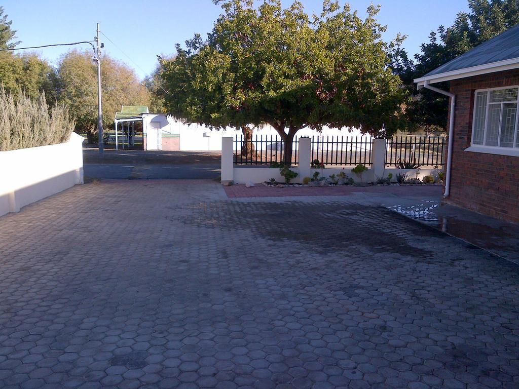 Laings Lodge Laingsburg ภายนอก รูปภาพ